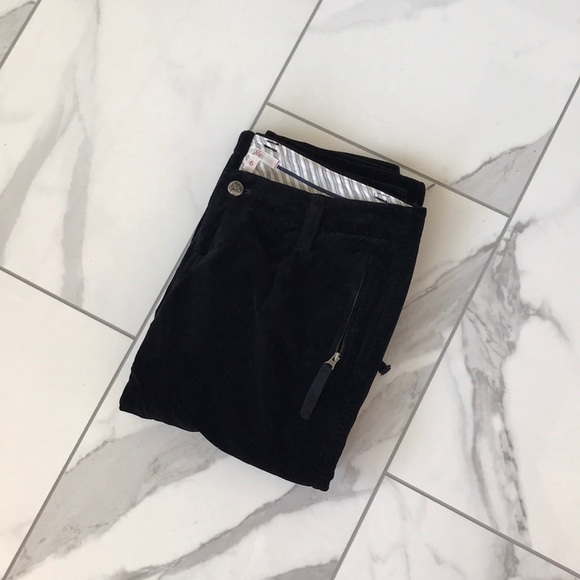 Joie Crop Cut Velvet Feel Capri Pants - Picture 9 of 9